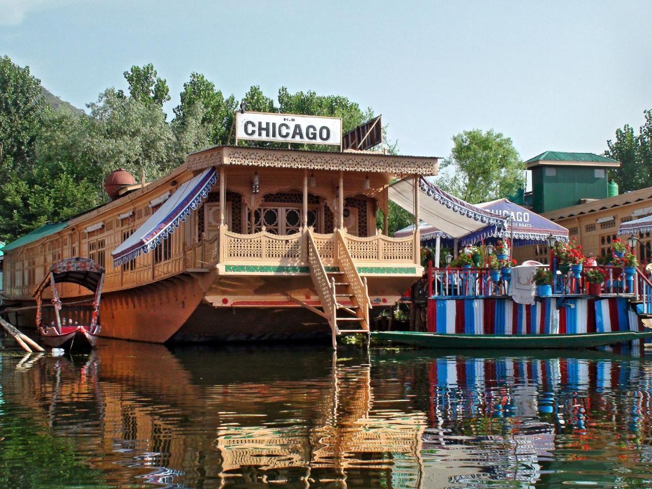 ホテル Chicago Group Of Houseboats Srīnagar エクステリア 写真